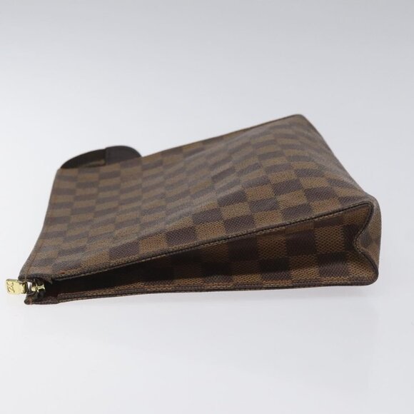 LOUIS VUITTON Damier Ebene Poche Toilette 26 Pouch - Picture 4 of 14